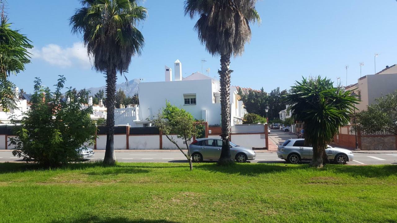 Little Peaceful Retreat Room With Bath, Heating, Terrace, Free Wifi Fridge Easy Parking Marbella Exterior foto